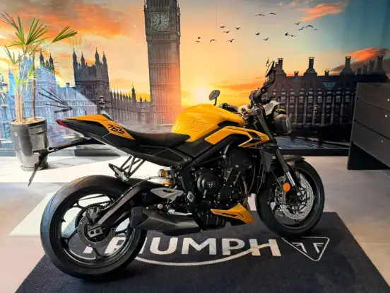 TRIUMPH-STREET TRIPLE RS ABS TRIUMPH-STREET TRIPLE RS ABS-2026