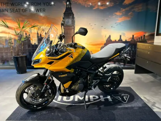 TRIUMPH TIGER 800 SPORT TRIUMPH TIGER 800 SPORT