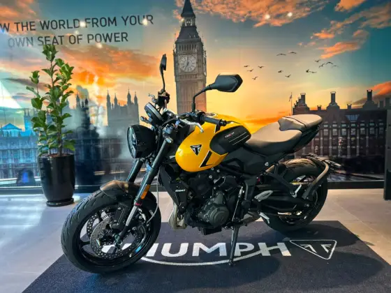 TRIUMPH TRIDENT 660 TRIUMPH TRIDENT 660