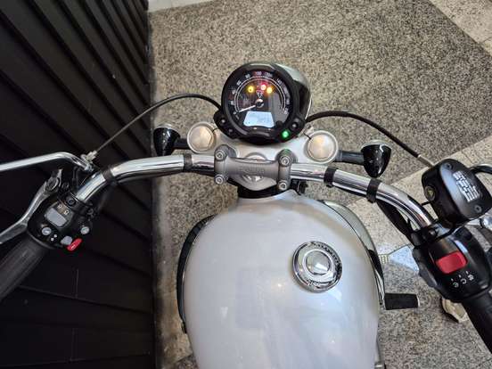TRIUMPH-BONNEVILLE SPEEDMASTER-2024