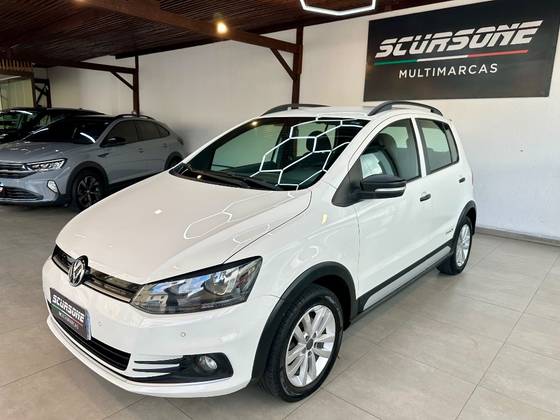 VOLKSWAGEN FOX 1.0 MPI TRACK 12V FLEX 4P MANUAL