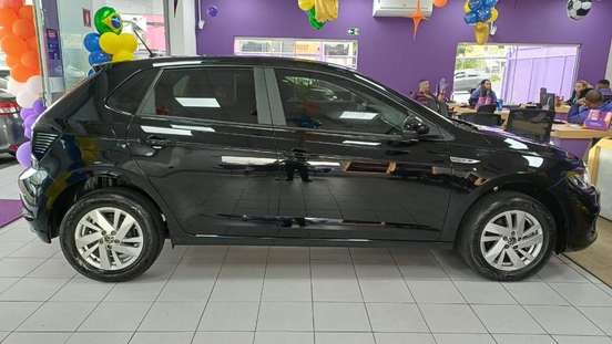 VOLKSWAGEN-POLO-2024