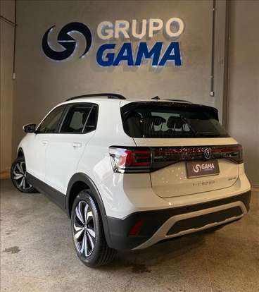 VOLKSWAGEN-T-CROSS-2024