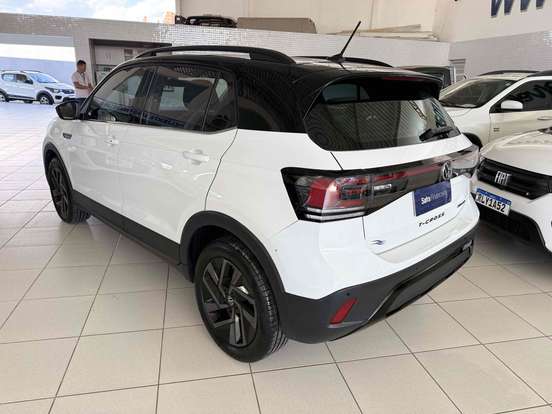 VOLKSWAGEN-T-CROSS-2024