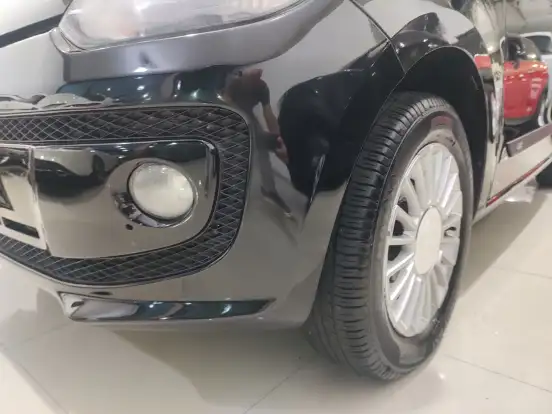 VOLKSWAGEN-UP-2016