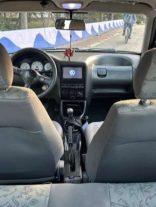 VOLKSWAGEN-GOL-1998