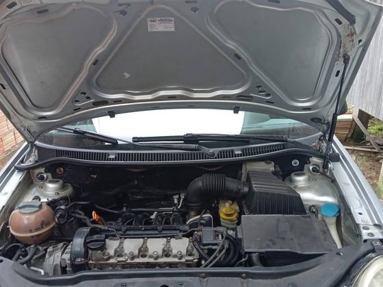 VOLKSWAGEN POLO 1.0 MI 16V GASOLINA 4P MANUAL
