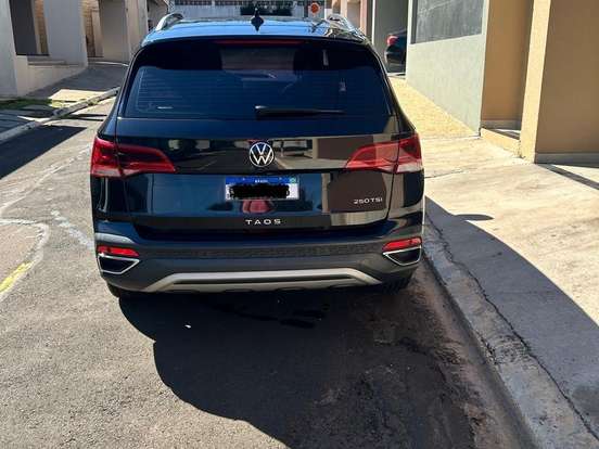 VOLKSWAGEN-TAOS-1.4 250 TSI TOTAL FLEX HIGHLINE AUTOMÁTICO VOLKSWAGEN-TAOS-2021