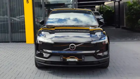 VOLVO-EX30-2024