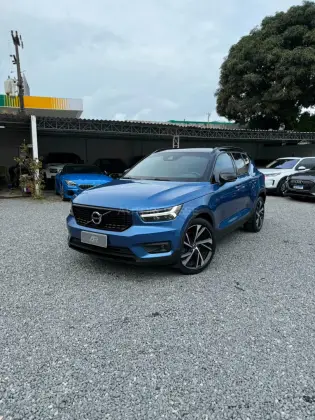 VOLVO XC40 2.0 T5 GASOLINA R-DESIGN AWD GEARTRONIC VOLVO XC40 2.0 T5 GASOLINA R-DESIGN AWD GEARTRONIC