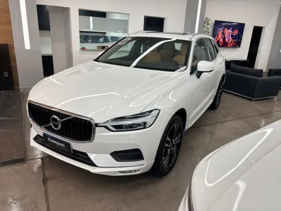 VOLVO XC60 2.0 D5 DIESEL MOMENTUM AWD GEARTRONIC VOLVO XC60 2.0 D5 DIESEL MOMENTUM AWD GEARTRONIC