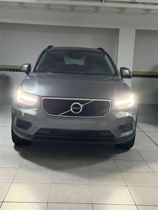 VOLVO-XC40-2018