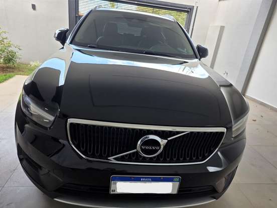 VOLVO-XC40-2.0 T4 GASOLINA MOMENTUM GEARTRONIC VOLVO-XC40-2020
