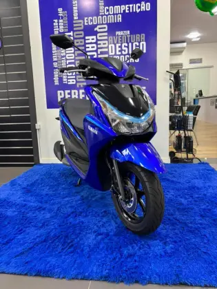 YAMAHA FLUO 125 HYBRID CONNECTED ABS YAMAHA FLUO 125 HYBRID CONNECTED ABS