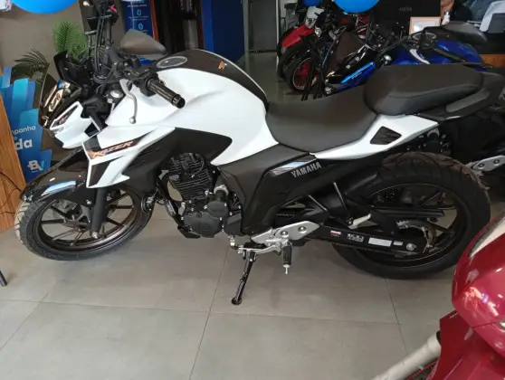 YAMAHA FZ25 FAZER CONNECTED ABS YAMAHA FZ25 FAZER CONNECTED ABS