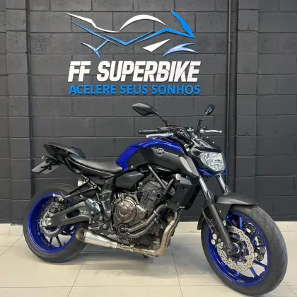 YAMAHA MT-07 ABS YAMAHA MT-07 ABS