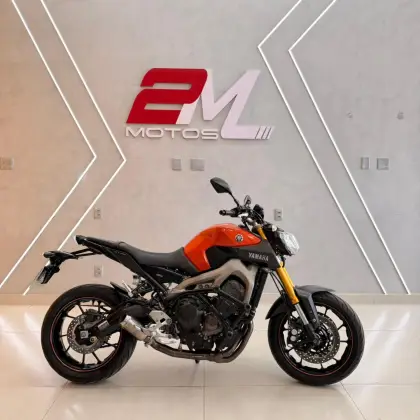 YAMAHA MT-09 YAMAHA MT-09