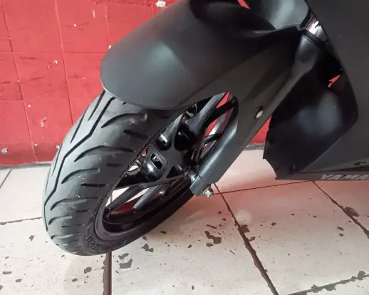 YAMAHA-YZF R15-2025