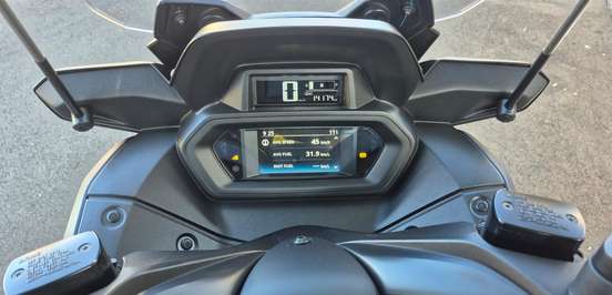 YAMAHA-XMAX 250 CONNECTED ABS-2024
