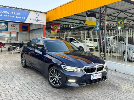 BMW 330i 2.0 16V TURBO GASOLINA SPORT AUTOMÁTICO BMW 330i 2.0 16V TURBO GASOLINA SPORT AUTOMÁTICO