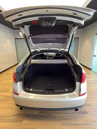 BMW-535i-2010