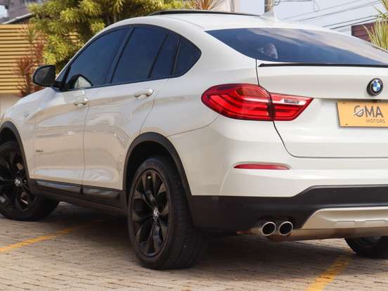 BMW-X4-2.0 28I X LINE 4X4 16V TURBO GASOLINA 4P AUTOMÁTICO BMW-X4-2015