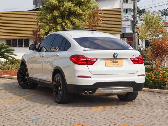 BMW-X4-2.0 28I X LINE 4X4 16V TURBO GASOLINA 4P AUTOMÁTICO BMW-X4-2015