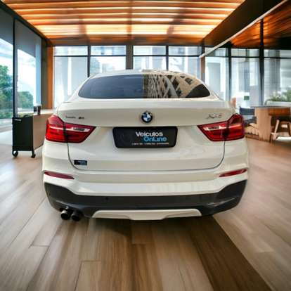 BMW-X4-2015