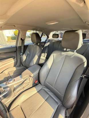 BMW-320i-2017