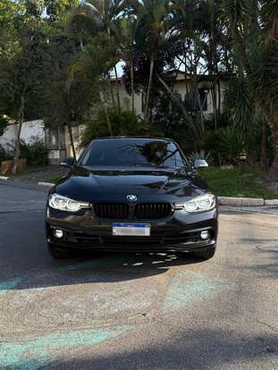 BMW-320i-2017