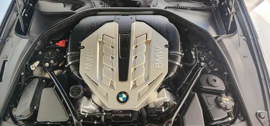 BMW-550i-2010