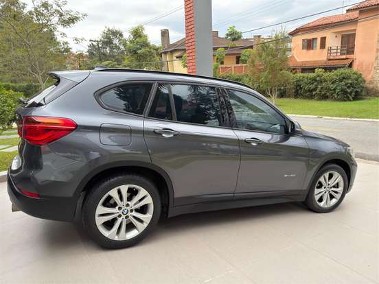 BMW-X1-2016