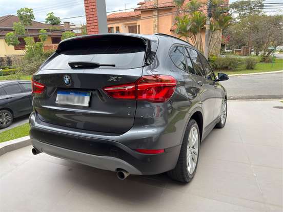 BMW-X1-2.0 16V TURBO ACTIVEFLEX SDRIVE20I 4P AUTOMÁTICO BMW-X1-2016