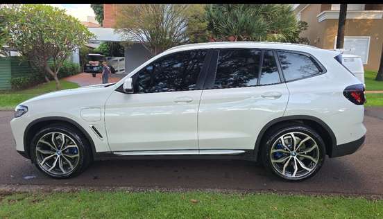 BMW-X3-2.0 16V HÍBRIDO X LINE XDRIVE30E STEPTRONIC BMW-X3-2023