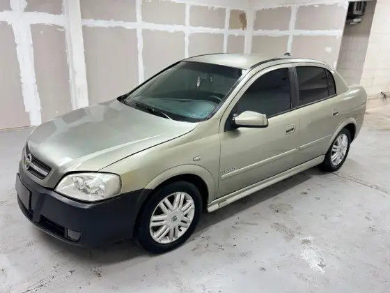 CHEVROLET ASTRA 2.0 MPFI ELEGANCE SEDAN 8V FLEX 4P MANUAL CHEVROLET ASTRA 2.0 MPFI ELEGANCE SEDAN 8V FLEX 4P MANUAL