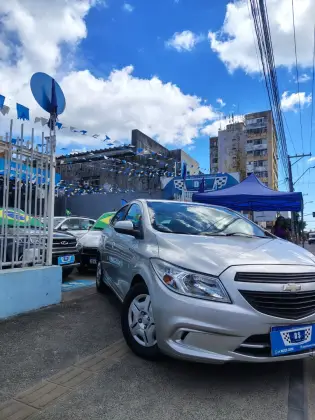 CHEVROLET ONIX 1.0 MPFI JOY 8V FLEX 4P MANUAL CHEVROLET ONIX 1.0 MPFI JOY 8V FLEX 4P MANUAL