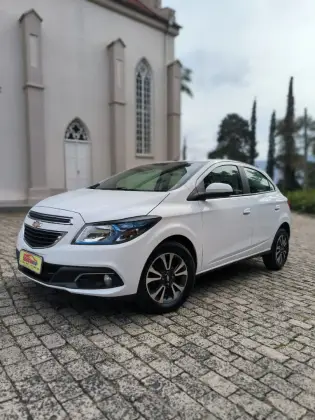 CHEVROLET ONIX 1.4 MPFI LTZ 8V FLEX 4P MANUAL CHEVROLET ONIX 1.4 MPFI LTZ 8V FLEX 4P MANUAL