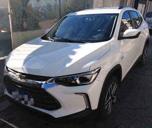 CHEVROLET-TRACKER-2023