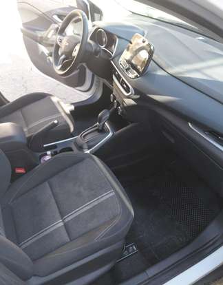 CHEVROLET-TRACKER-2023