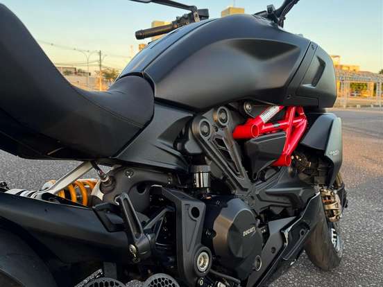 DUCATI-DIAVEL 1260 S DUCATI-DIAVEL 1260 S-2023