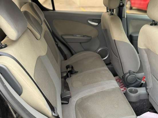 FIAT-PALIO-1.6 MPI ESSENCE 16V FLEX 4P AUTOMATIZADO FIAT-PALIO-2013
