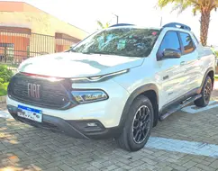 FIAT TORO 2.0 16V TURBO DIESEL ULTRA 4WD AT9 FIAT TORO 2.0 16V TURBO DIESEL ULTRA 4WD AT9