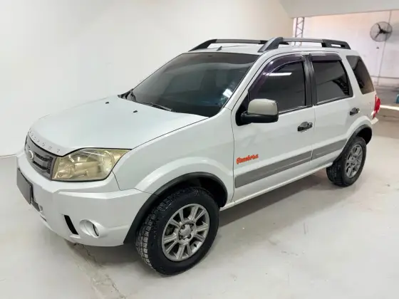 FORD ECOSPORT 1.6 XLT FREESTYLE 8V FLEX 4P MANUAL FORD ECOSPORT 1.6 XLT FREESTYLE 8V FLEX 4P MANUAL
