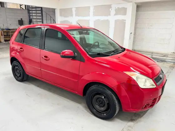 FORD FIESTA 1.6 MPI HATCH 8V FLEX 4P MANUAL FORD FIESTA 1.6 MPI HATCH 8V FLEX 4P MANUAL