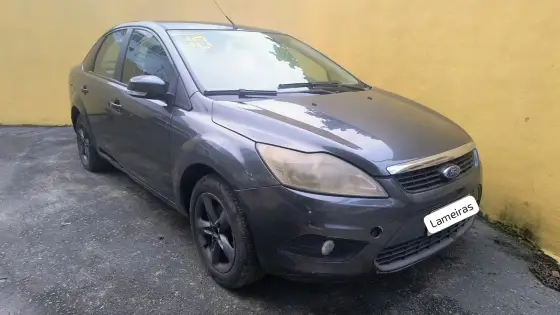 FORD FOCUS 2.0 GHIA 16V FLEX 4P MANUAL FORD FOCUS 2.0 GHIA 16V FLEX 4P MANUAL