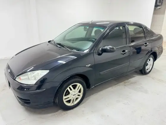 FORD FOCUS 2.0 GHIA SEDAN 16V GASOLINA 4P MANUAL FORD FOCUS 2.0 GHIA SEDAN 16V GASOLINA 4P MANUAL