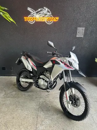 HONDA XRE 300 ABS HONDA XRE 300 ABS