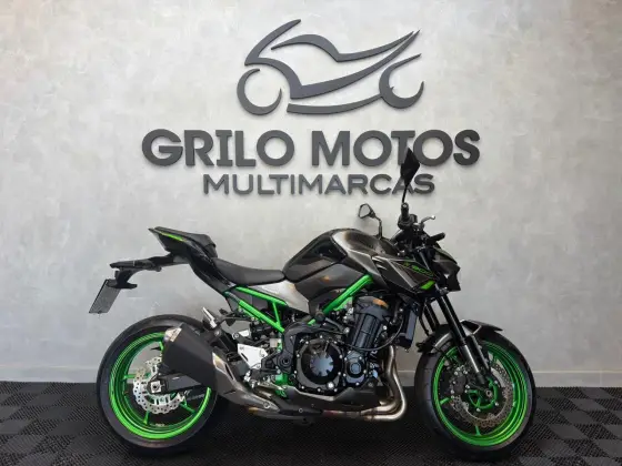 KAWASAKI Z900 KAWASAKI Z900