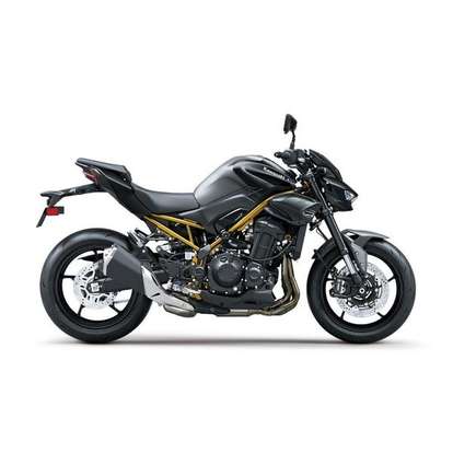 KAWASAKI-Z900-2026