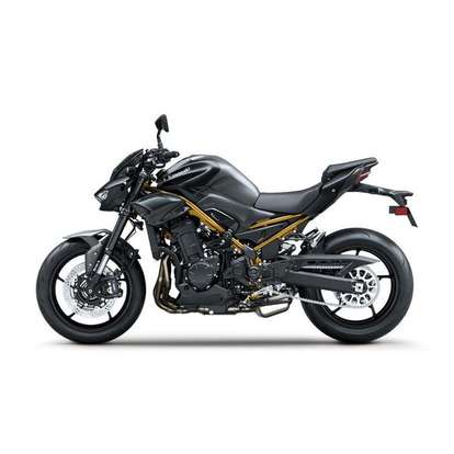 KAWASAKI-Z900-2026